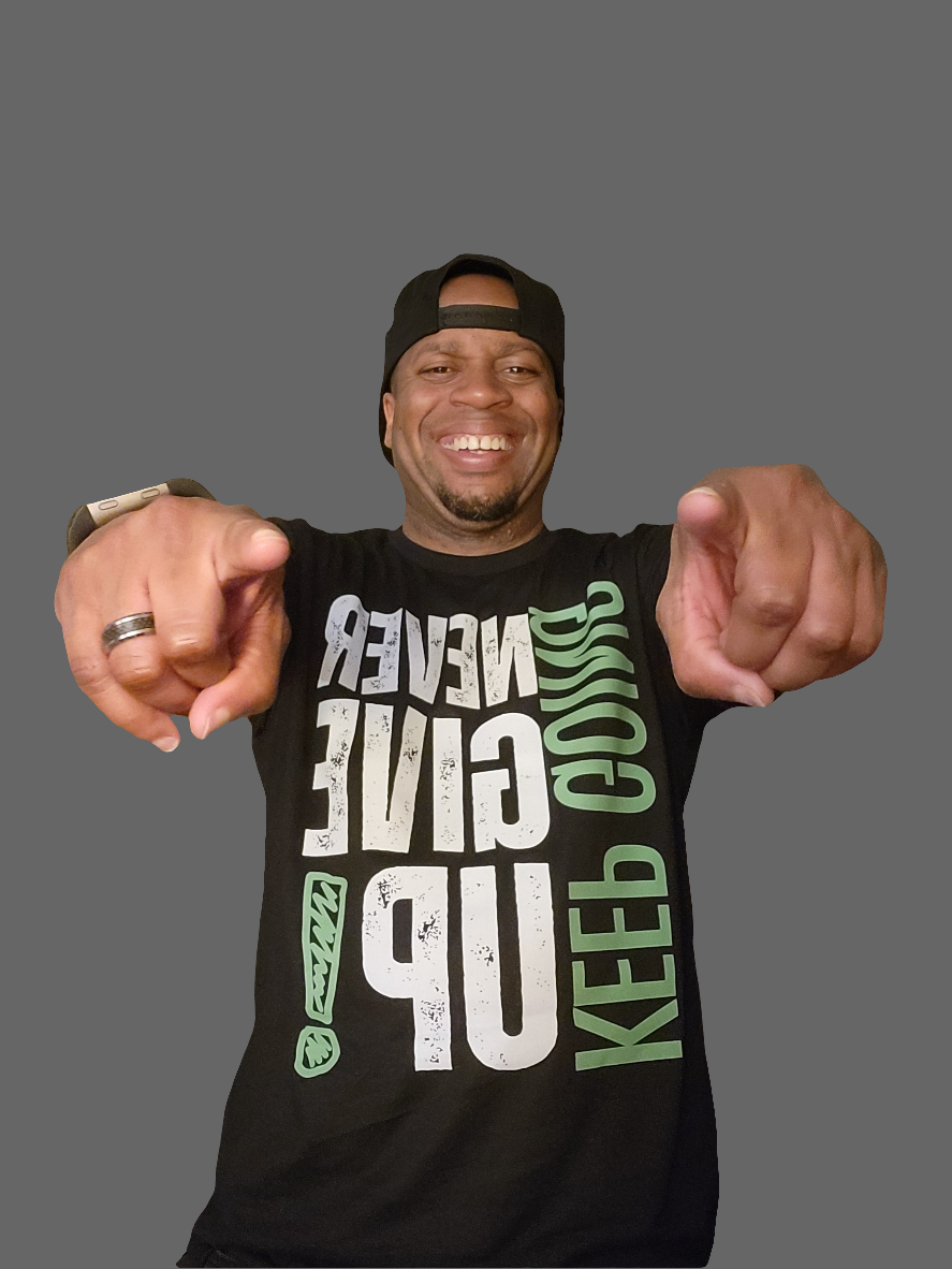 NEVER GIVE UP T-SHIRT